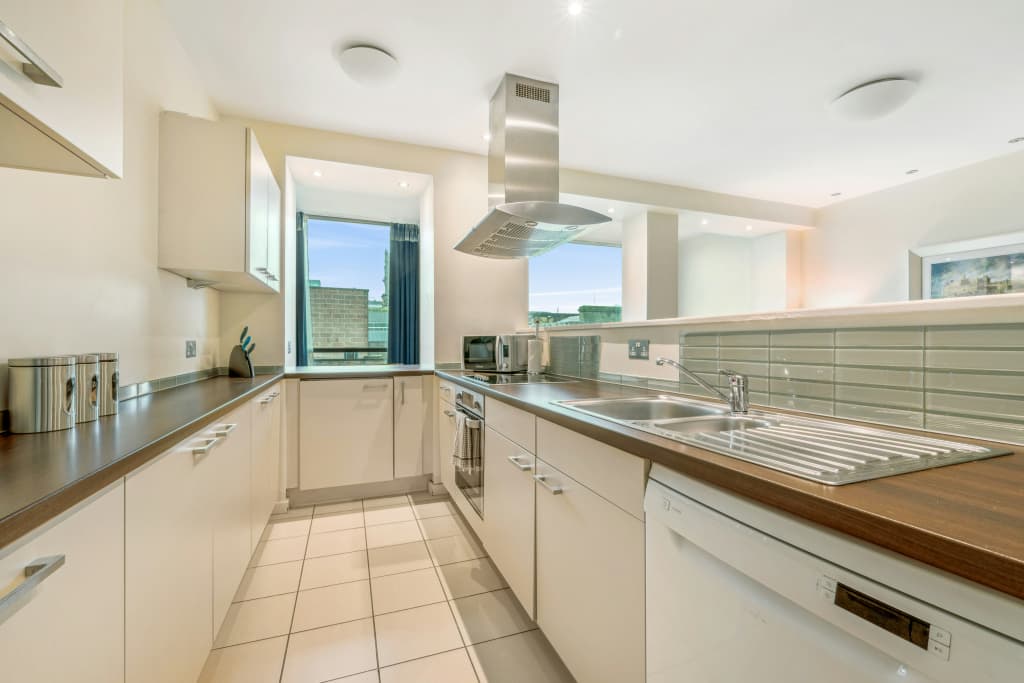 Princes Street Suites - photo 21