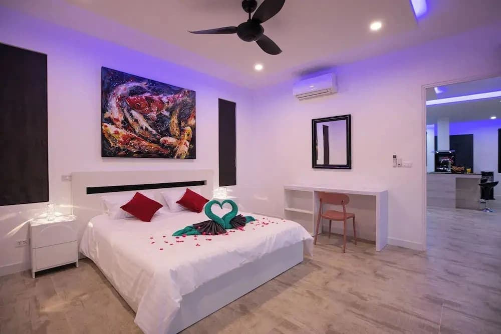 Modern 5 Bedrooms Pool Villa Curtis - photo 3