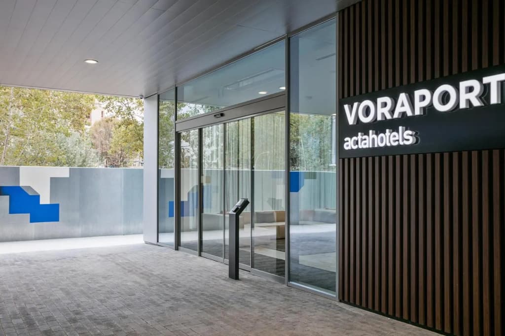 Hotel Acta Voraport - photo 39