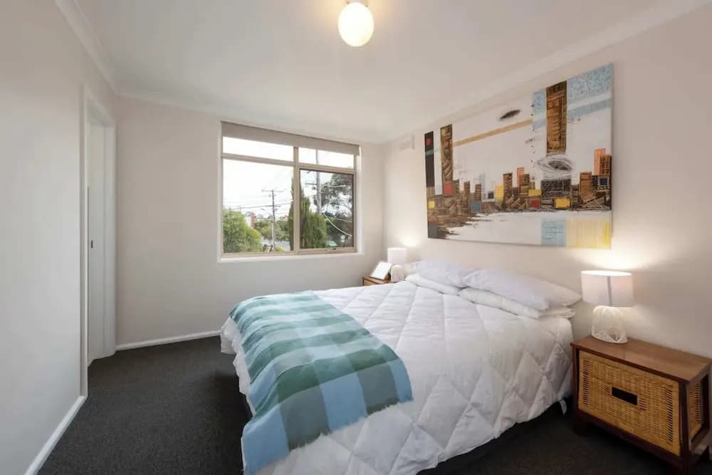 Bright & Comfortable 1BR Unit in Trendy Brunswick! - photo 4