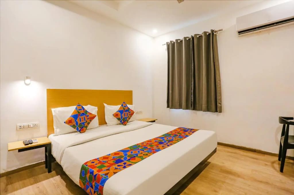 FabHotel Roseman - photo 2