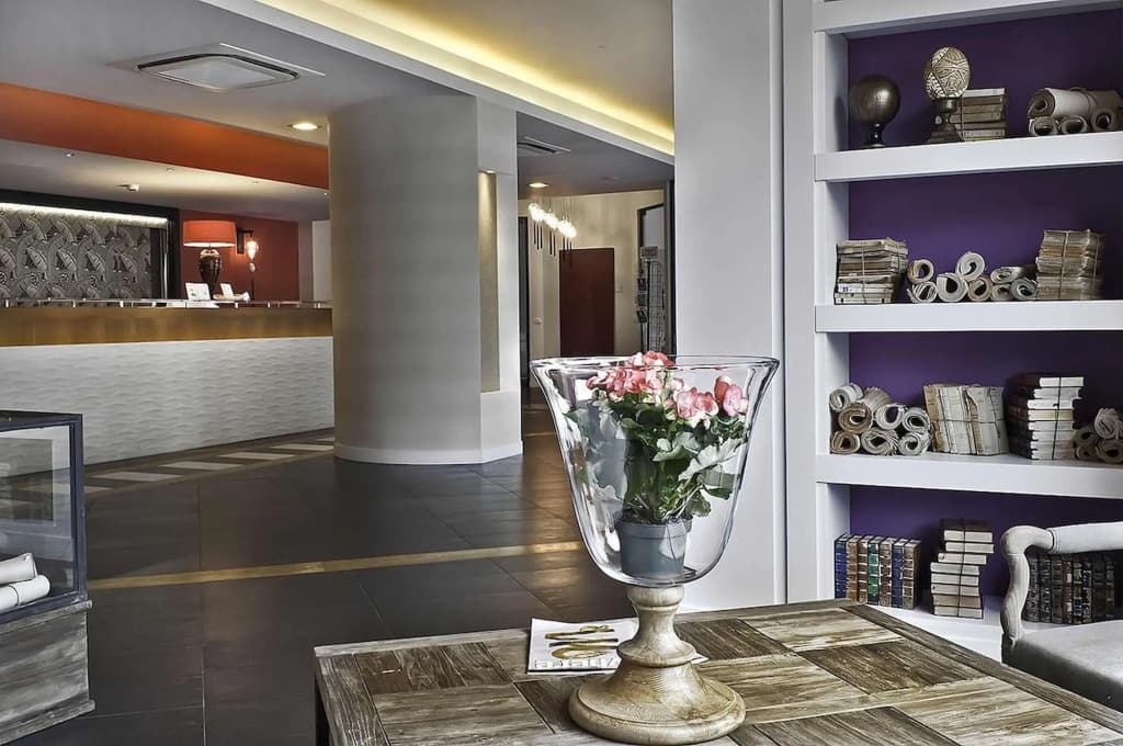 Hotel Caravel - photo 9