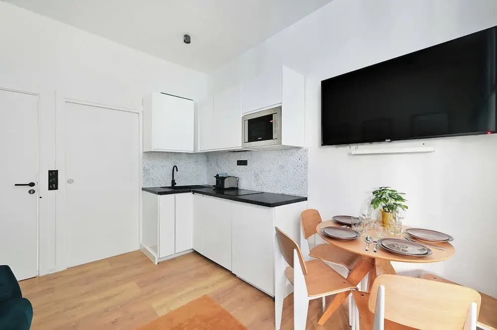 Charming Apartment in Marais With 1 Room - photo 11