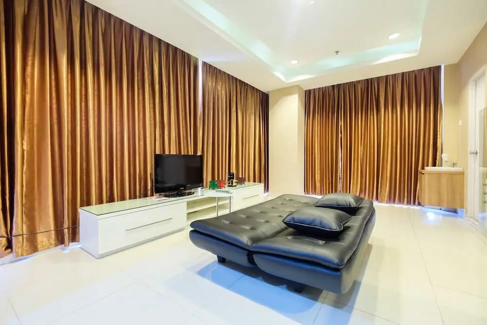 Penthouse 3br Sunter Park View Apartment - photo 3