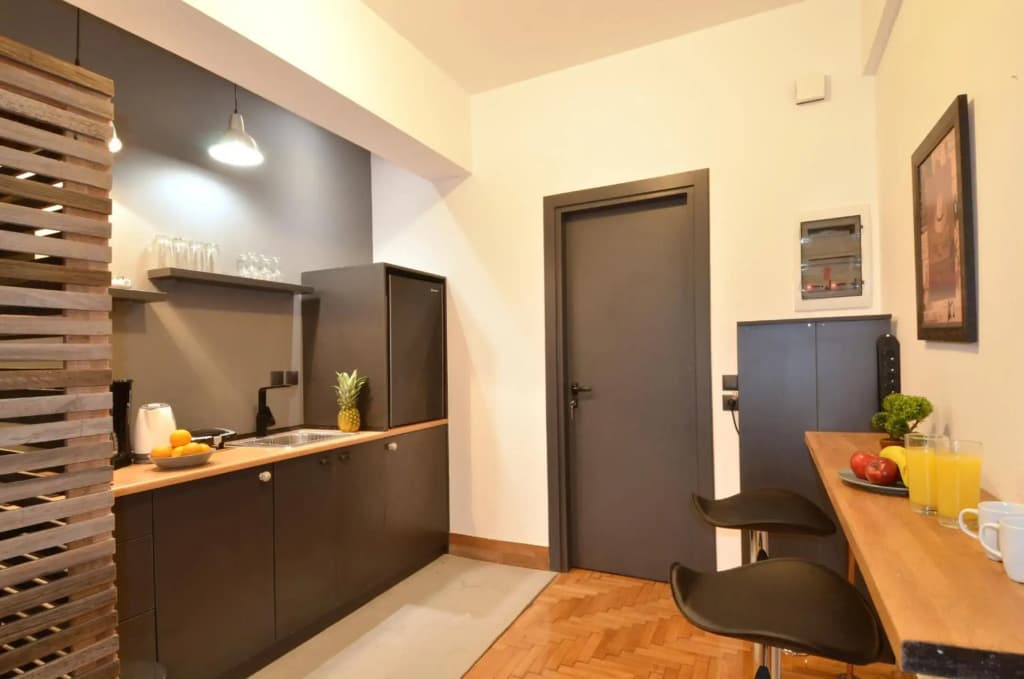 A modern rustic cosy apartment at the foot of Mount Lycabettus - photo 6