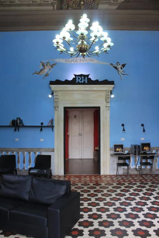The Roma House - photo 10