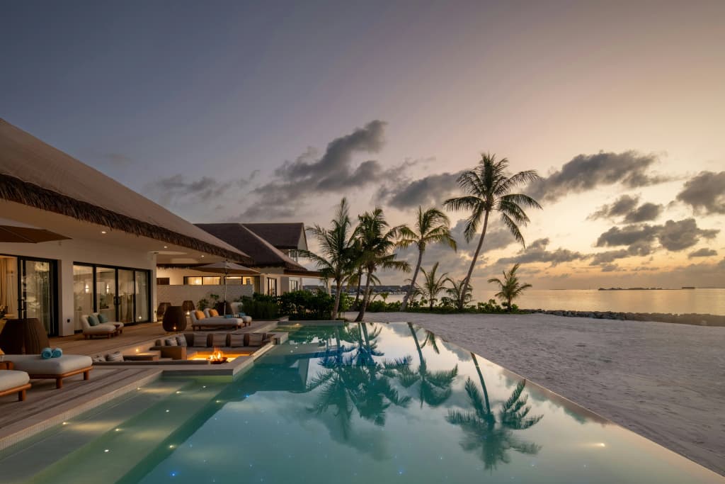 Hilton Maldives Amingiri Resort & Spa - photo 24