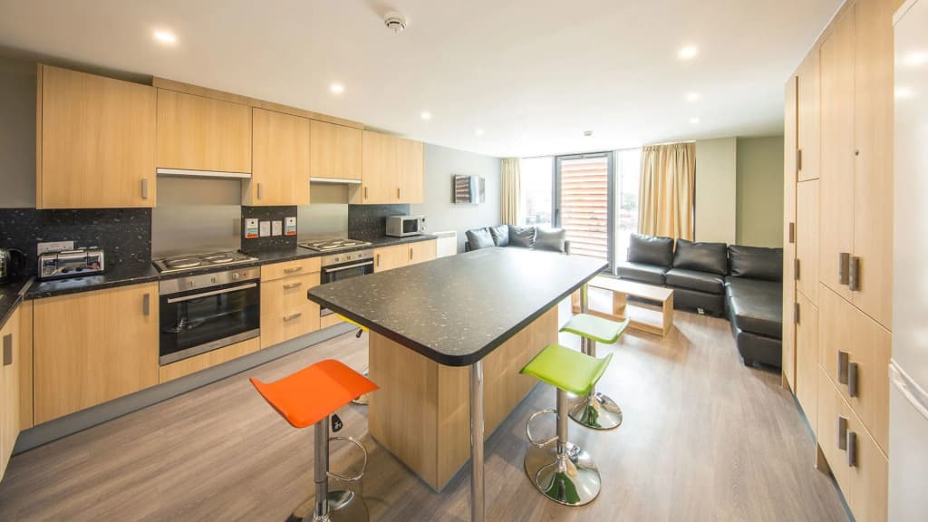 Salisbury Court - photo 14
