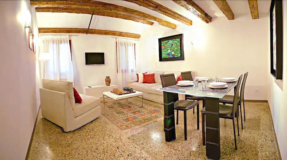 Venice Home gallery - photo 2