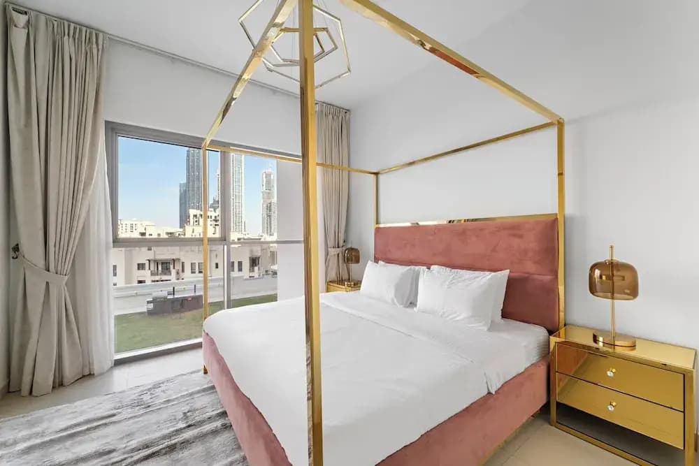 2BR 202 Bellevue Tower 1 - photo 2