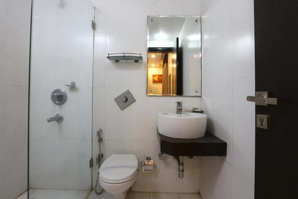 Hotel Rupam Kingston Park - photo 10