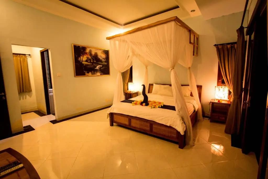 Ratna Villa - photo 4