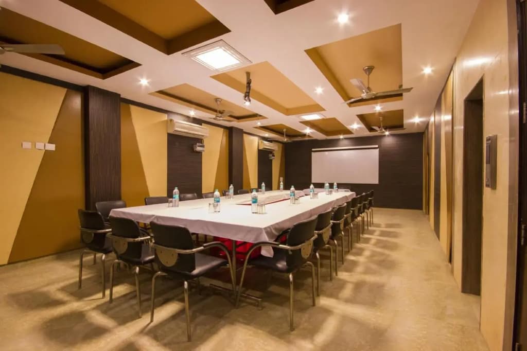 Hotel Sunstar Heights - photo 9