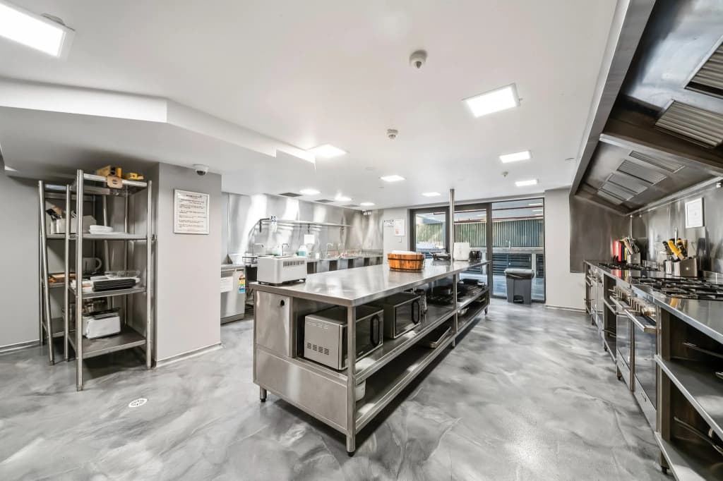 Studio 8 Residences - Adults Only - photo 36