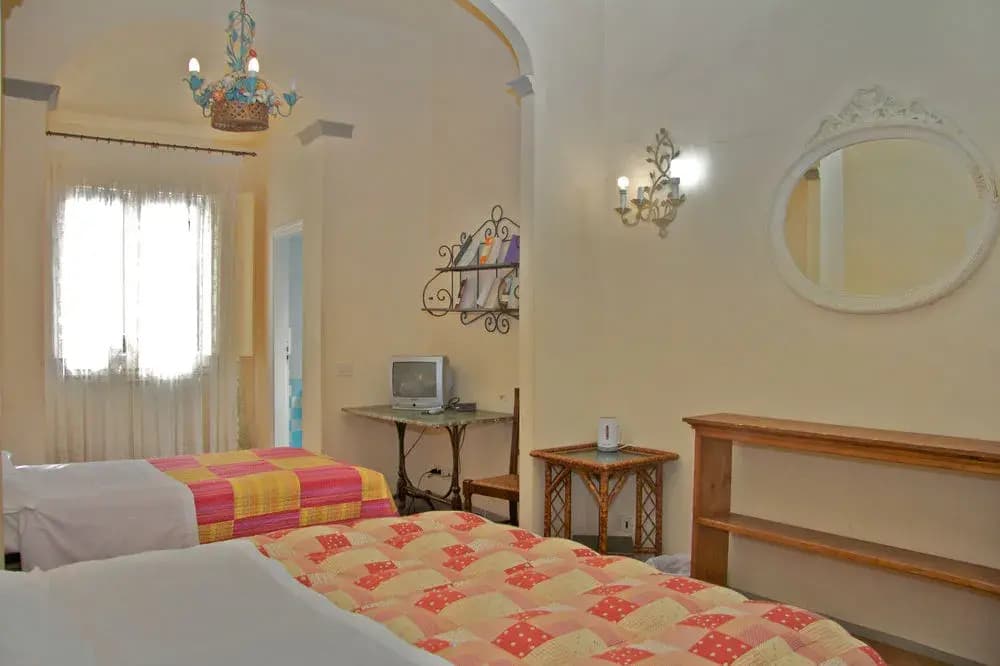 Alex Guest House - photo 7