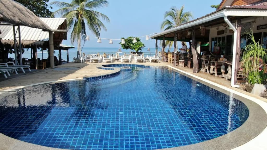New Coconut Bungalow - photo 3
