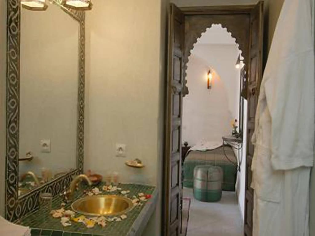 Riad Nerja Hotel - photo 8