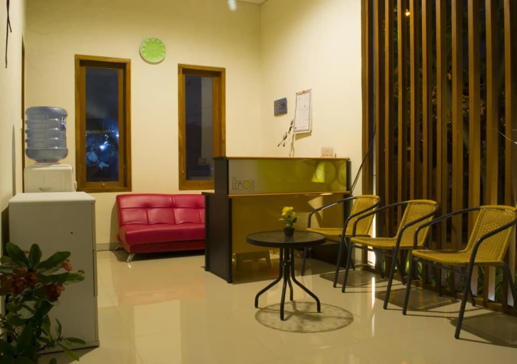 De Lemon Gatsu Hotel - photo 9