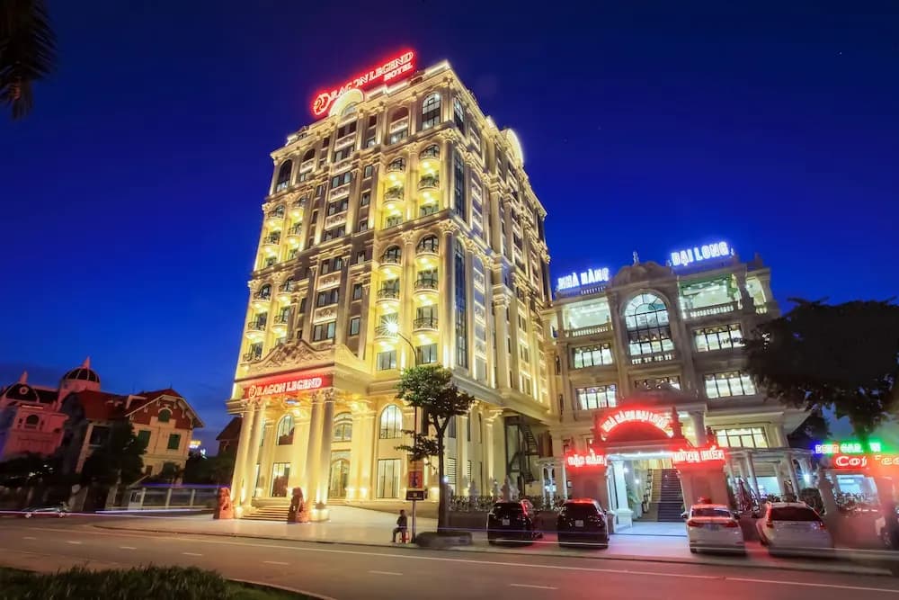 Dragon Legend Hotel - photo 1