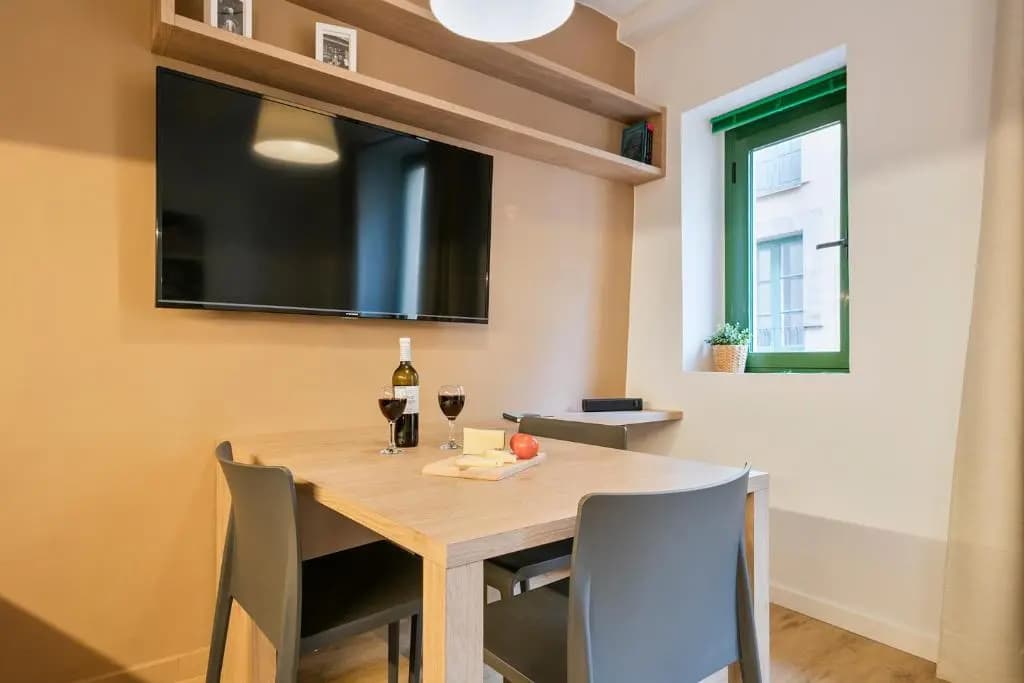 Inside Barcelona Apartments Vidreria - photo 7