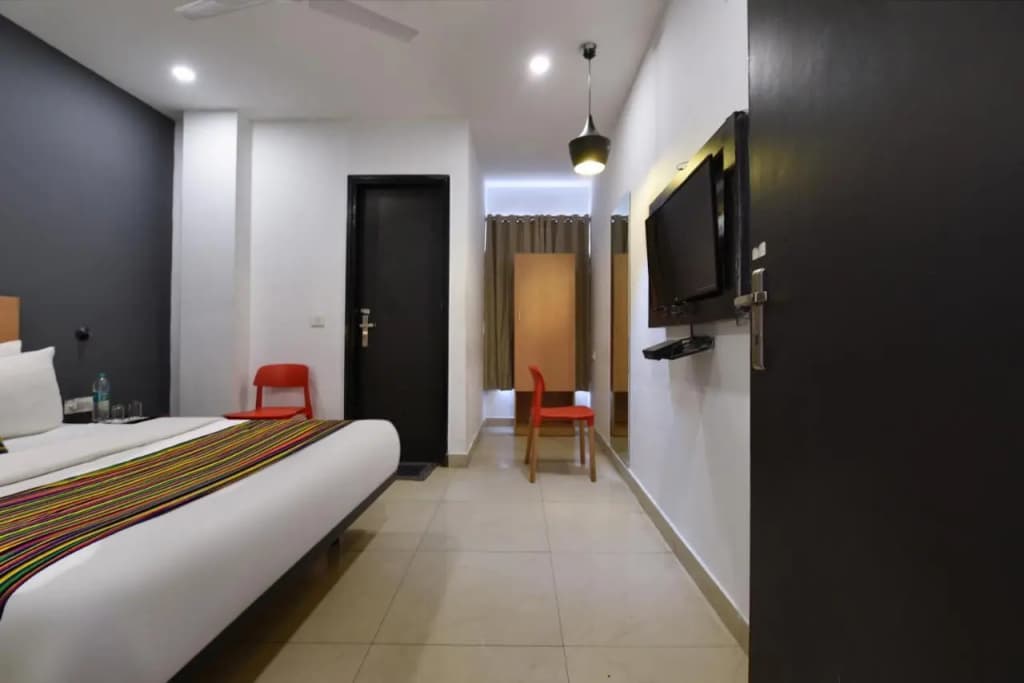 Hotel Orchid Saffron - photo 21