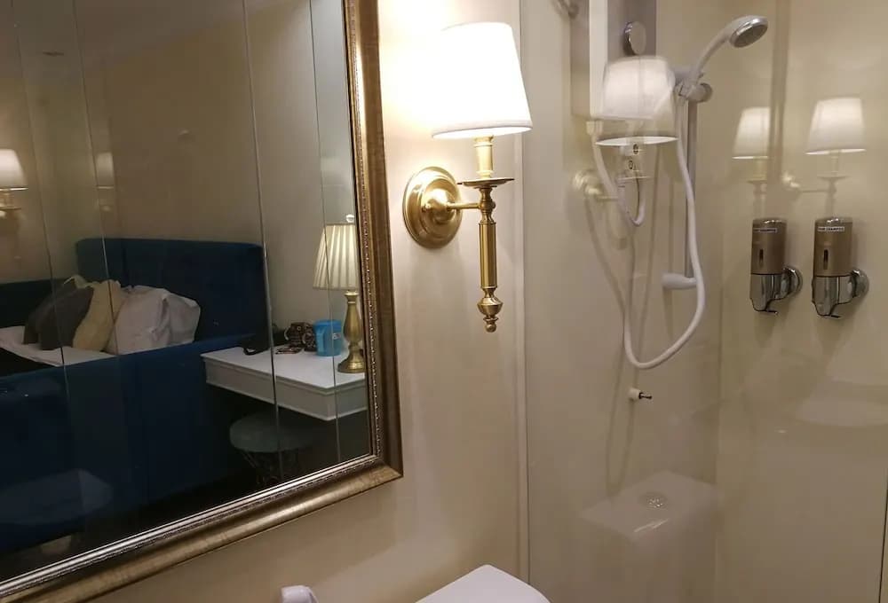 1 Day Car Hotel Station 18 - photo 4