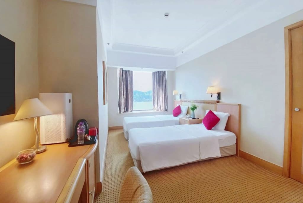 Ramada by Wyndham Hong Kong Grand View - photo 6