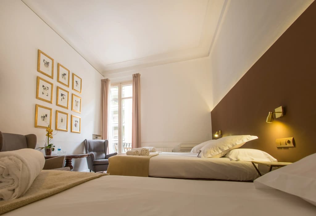 Mihlton Barcelona Boutique B&B - photo 3