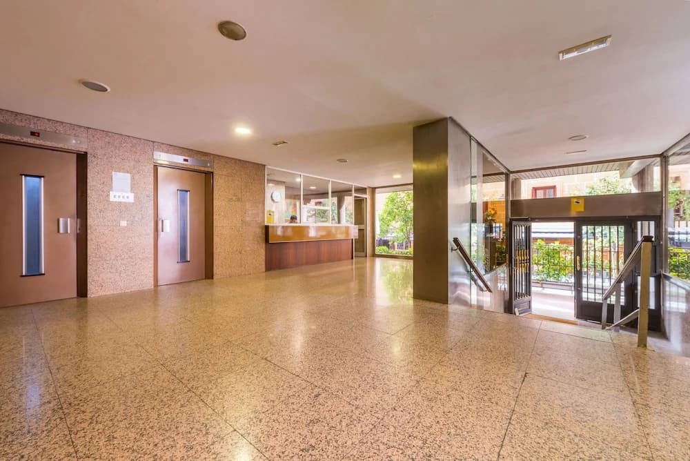 Apartamento mercado San Miguel - photo 2