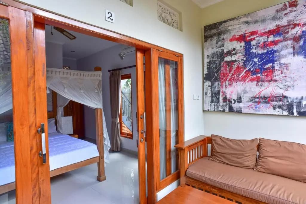 Suryadina Guest House - photo 6