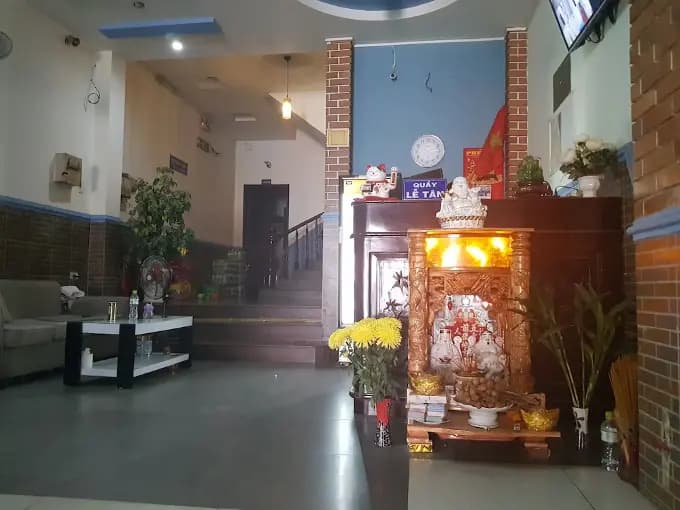 Van Thanh Dat Hotel by OYO Rooms - photo 2
