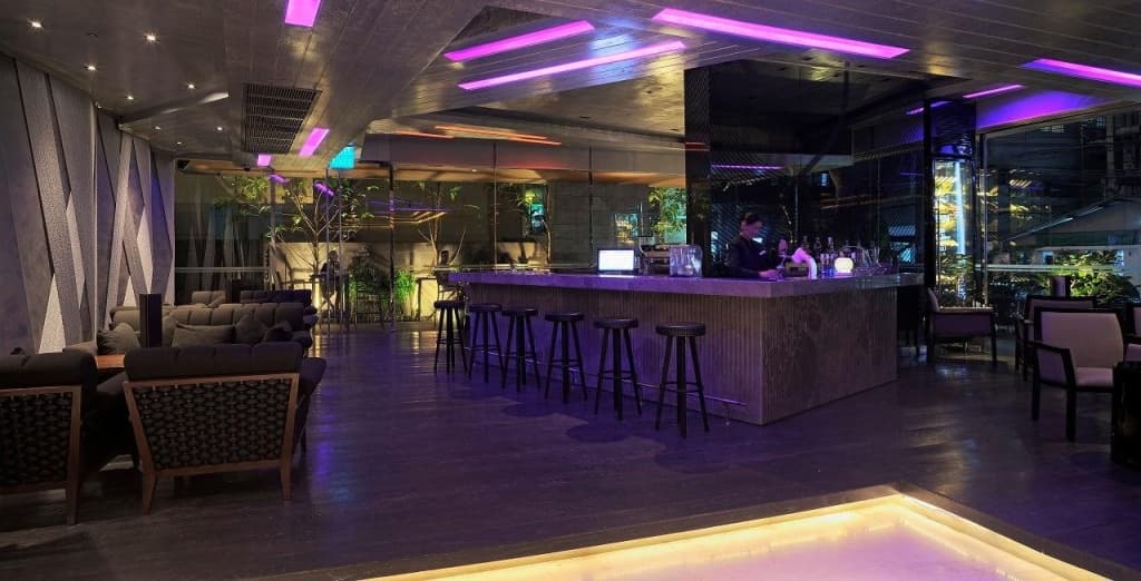 Hyatt Place Bangkok Sukhumvit 1 - photo 27