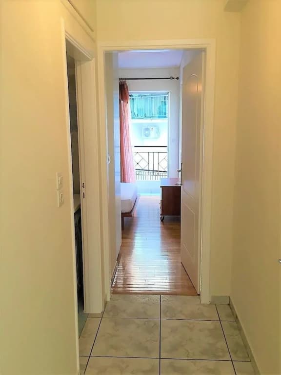 Comfy 3rd Floor Flat and Pspace - photo 12