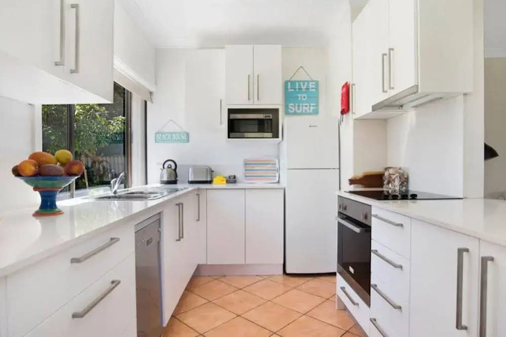 Cronulla Beach House Bed And Breakfast - photo 16