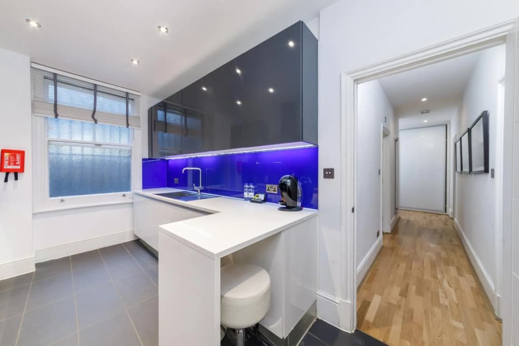 Garrick Mansions by Aeria Apartments - photo 8