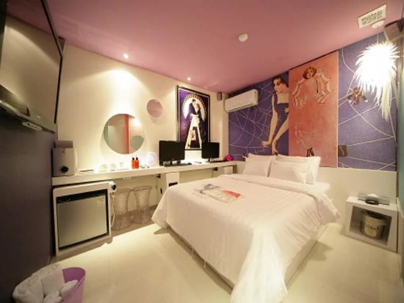 24 Guesthouse Sinchon Avenue - photo 3