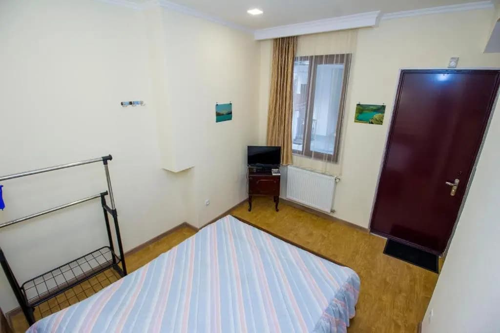 A Comfortable Flat in old Tbilisi - photo 3