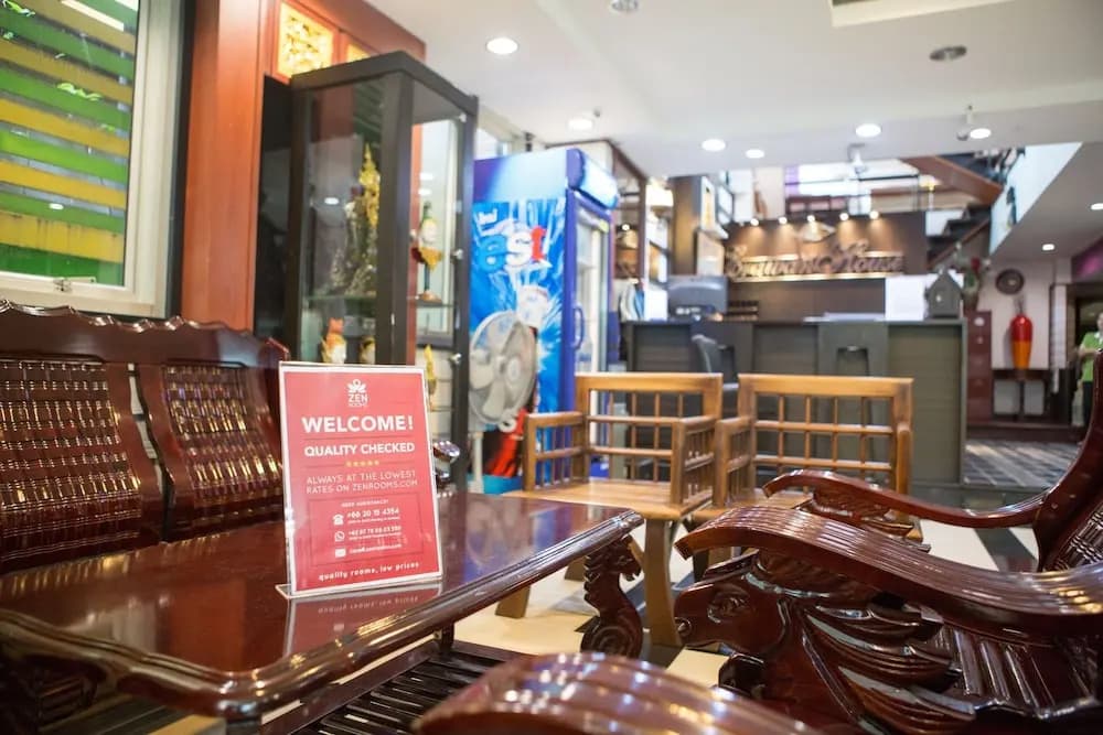 ZEN Rooms Basic Phra Athit - main photo