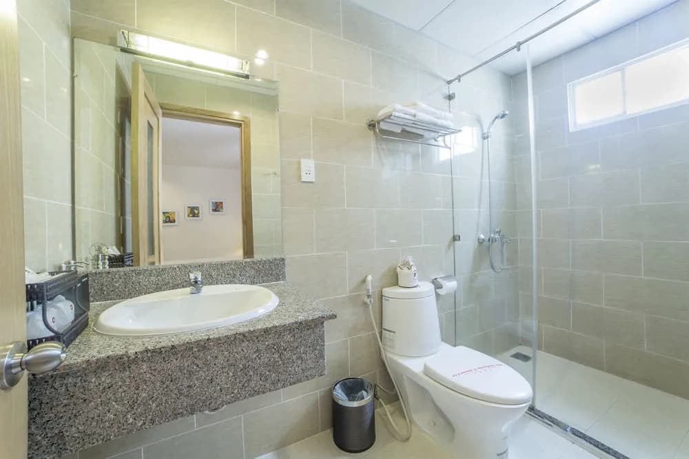 Asian Ruby Hotel & Apartment - photo 9