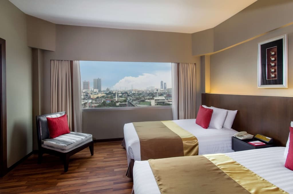 Ramada Plaza by Wyndham Bangkok Menam Riverside - photo 1