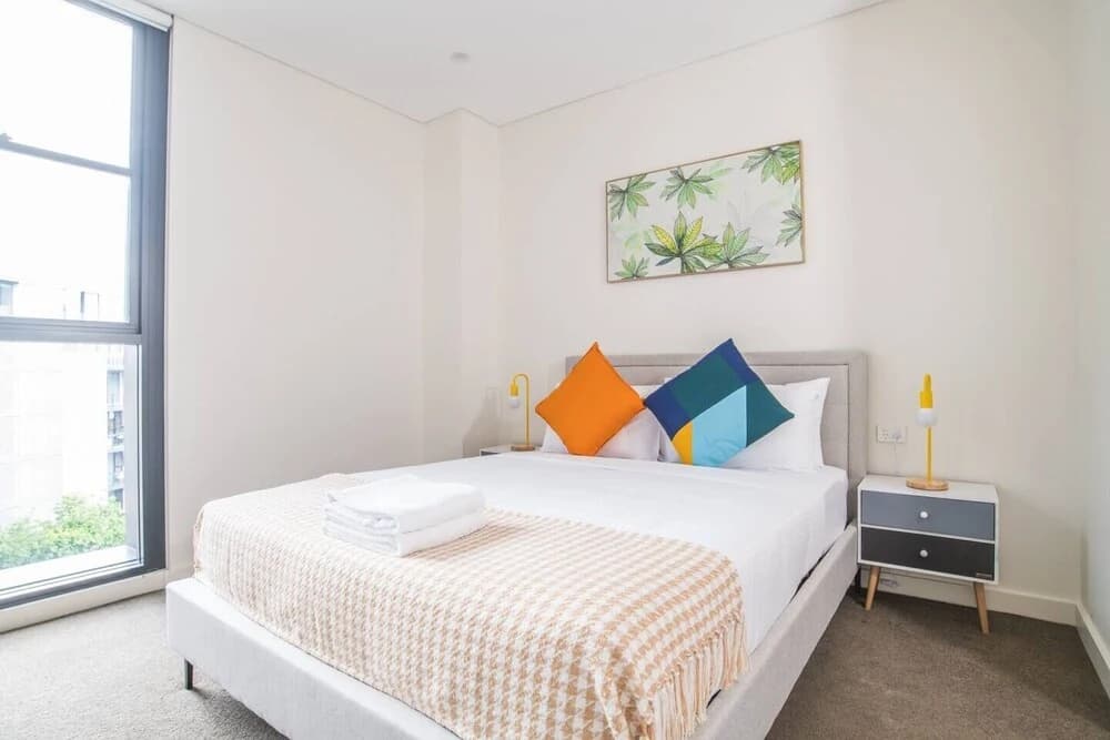 Bright & Modern! 2bed 2bath APT With Parking - photo 6