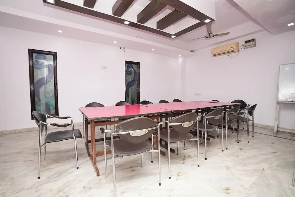 Hotel Mandakini Palace - photo 19