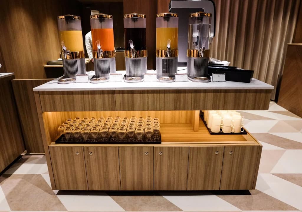 Shinjuku Prince Hotel - photo 11