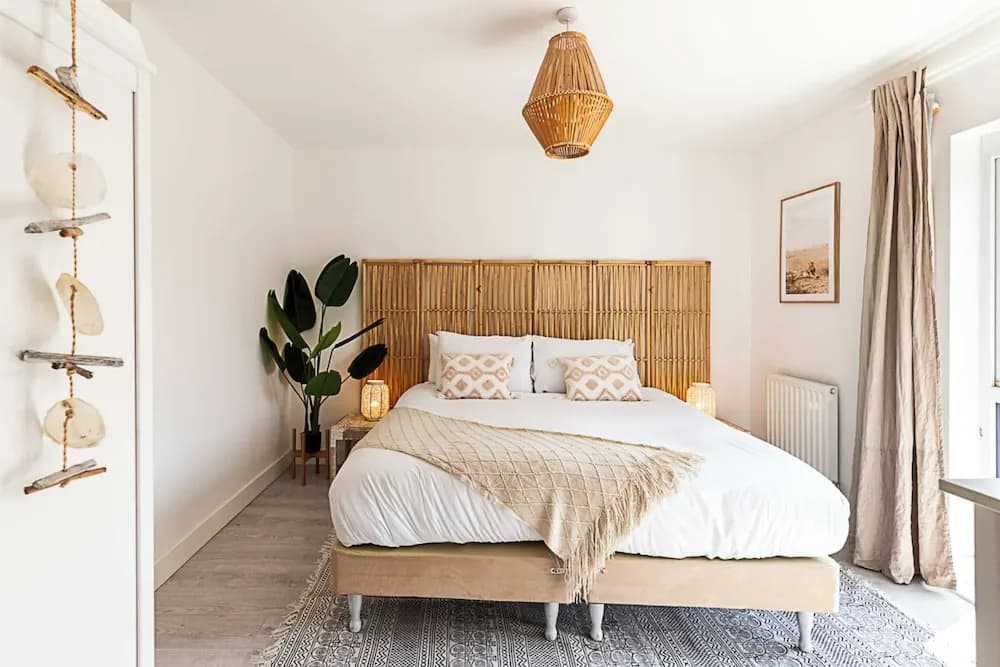 Semi-detached House With Modern Bespoke Interior - photo 7