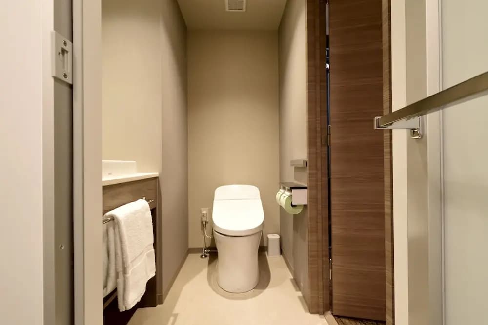Courtyard Osaka Honmachi by Marriott Hotel - photo 10