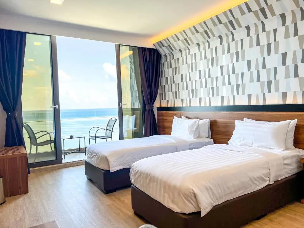 Triton Prestige Seaview and Spa Hotel - photo 3