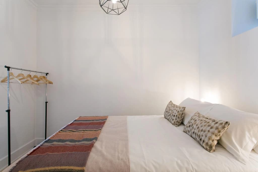 JOIVY Stunning 2BR Apt w/garden, by the Avenida subway & Botanical Garden of Lisbon - photo 3