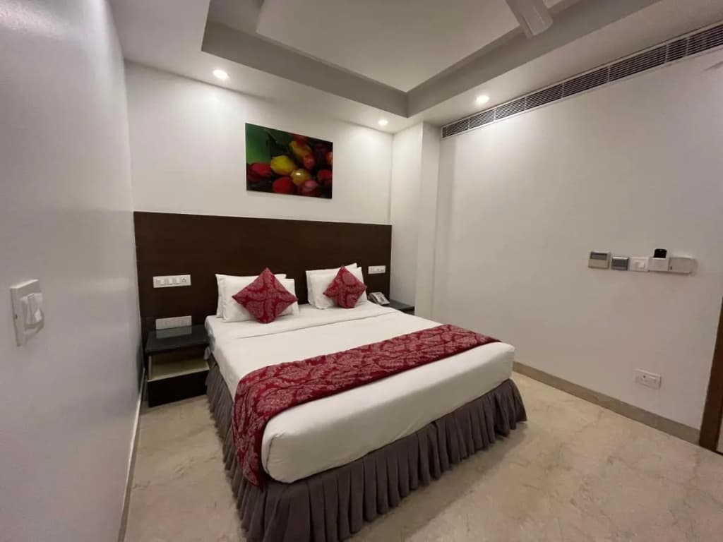 Iris Park Hotel - photo 11