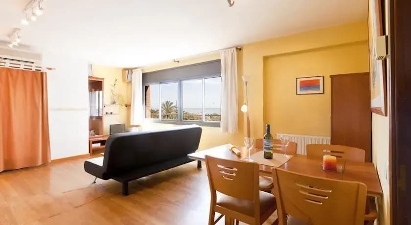 Apartment with Sea Views Next To the Beach of Mar Bella - photo 1