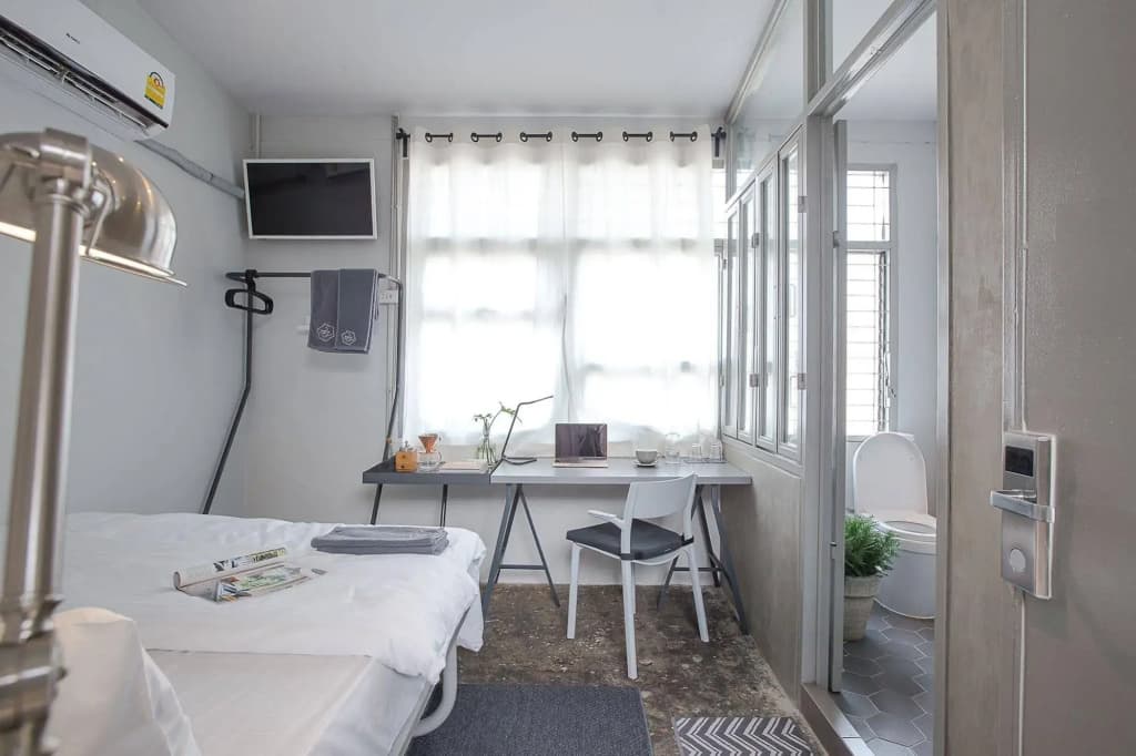 2W Bed & Breakfast Bangkok - photo 4